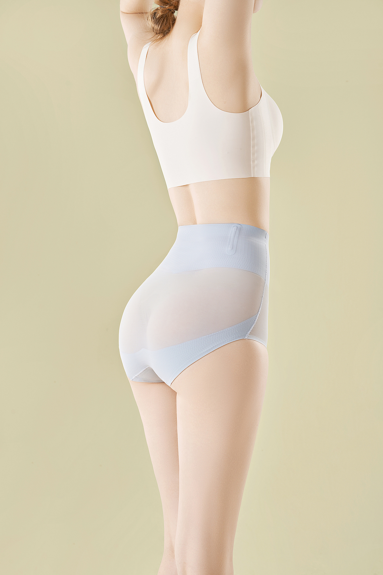 100天修图作品分享/Day89/商业服装篇