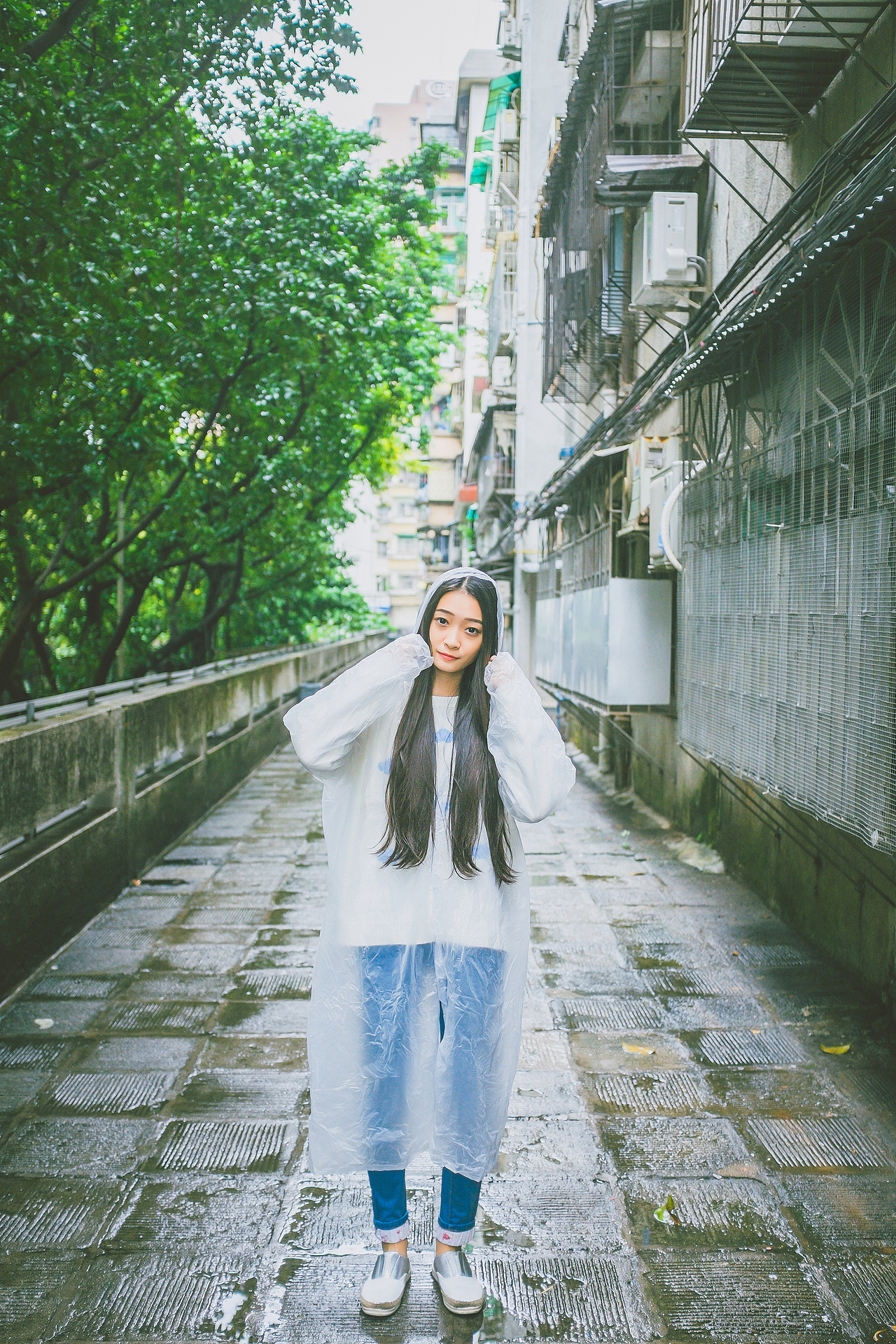 听见下雨的声音。（图ZMzc1MzM0Njg=） - 人像摄影 - 站酷设计师HUANGZHIYUE原创素材 - 站酷ZCOOL