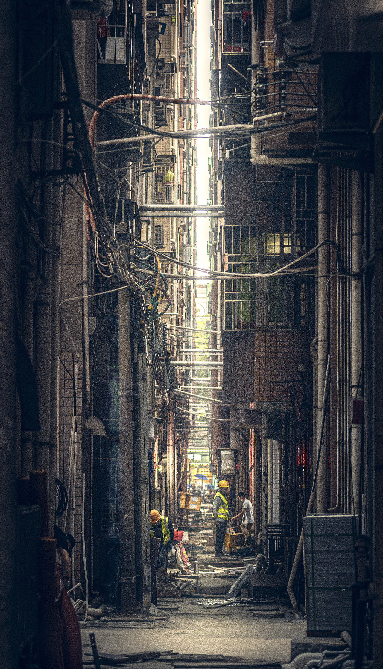 深圳特色城中村 夹缝 缺乏光照