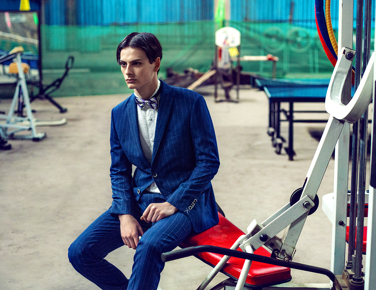 重工业场景男装拍摄（图ZMzAyMTQ1NDgw） - 人像摄影 - 站酷设计师摄影师张权原创素材 - 站酷ZCOOL