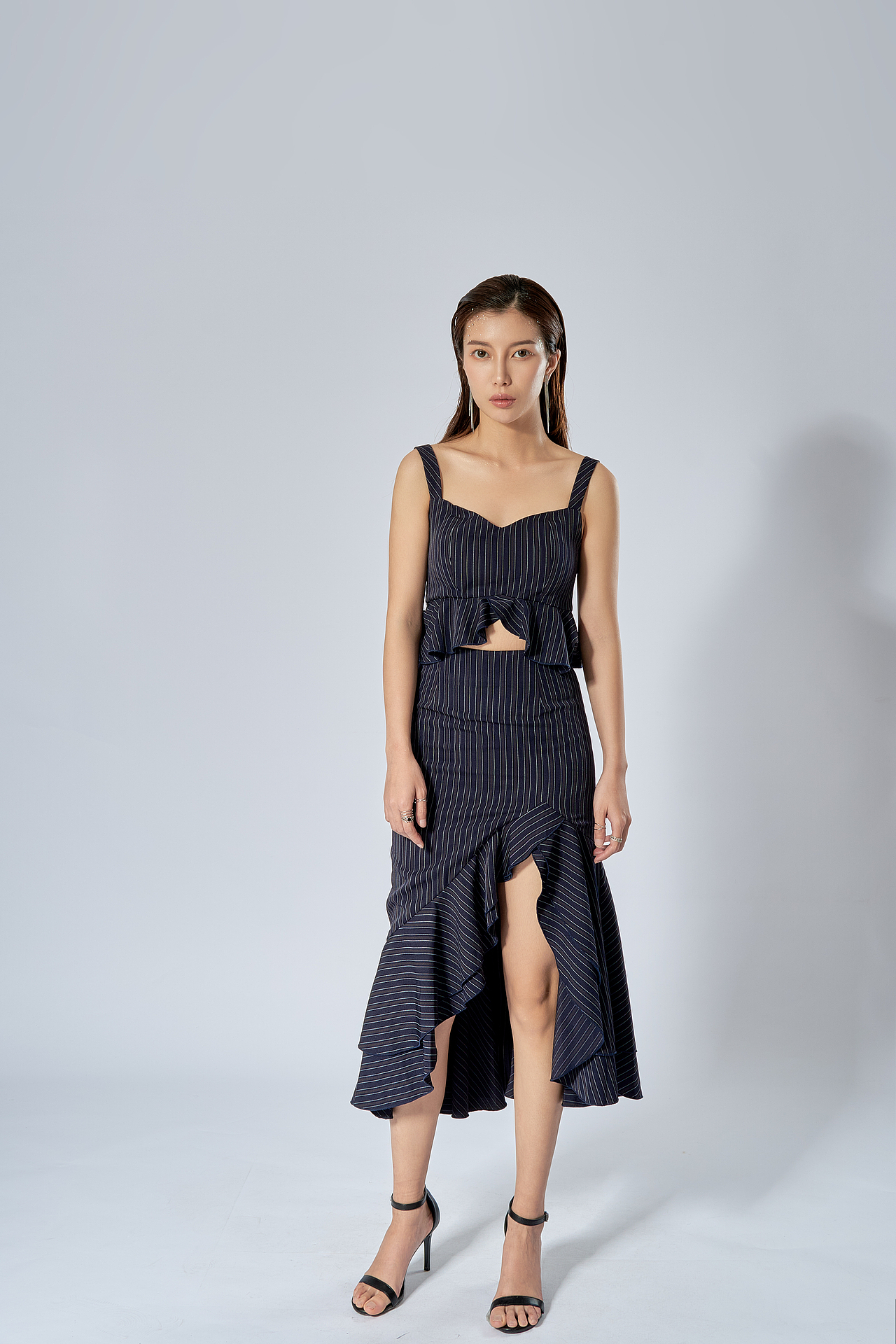 高级感棚拍女装摄影（图ZMjU2NDMzMjUy） - 时尚/艺术摄影 - 站酷设计师醒视觉摄影原创素材 - 站酷ZCOOL