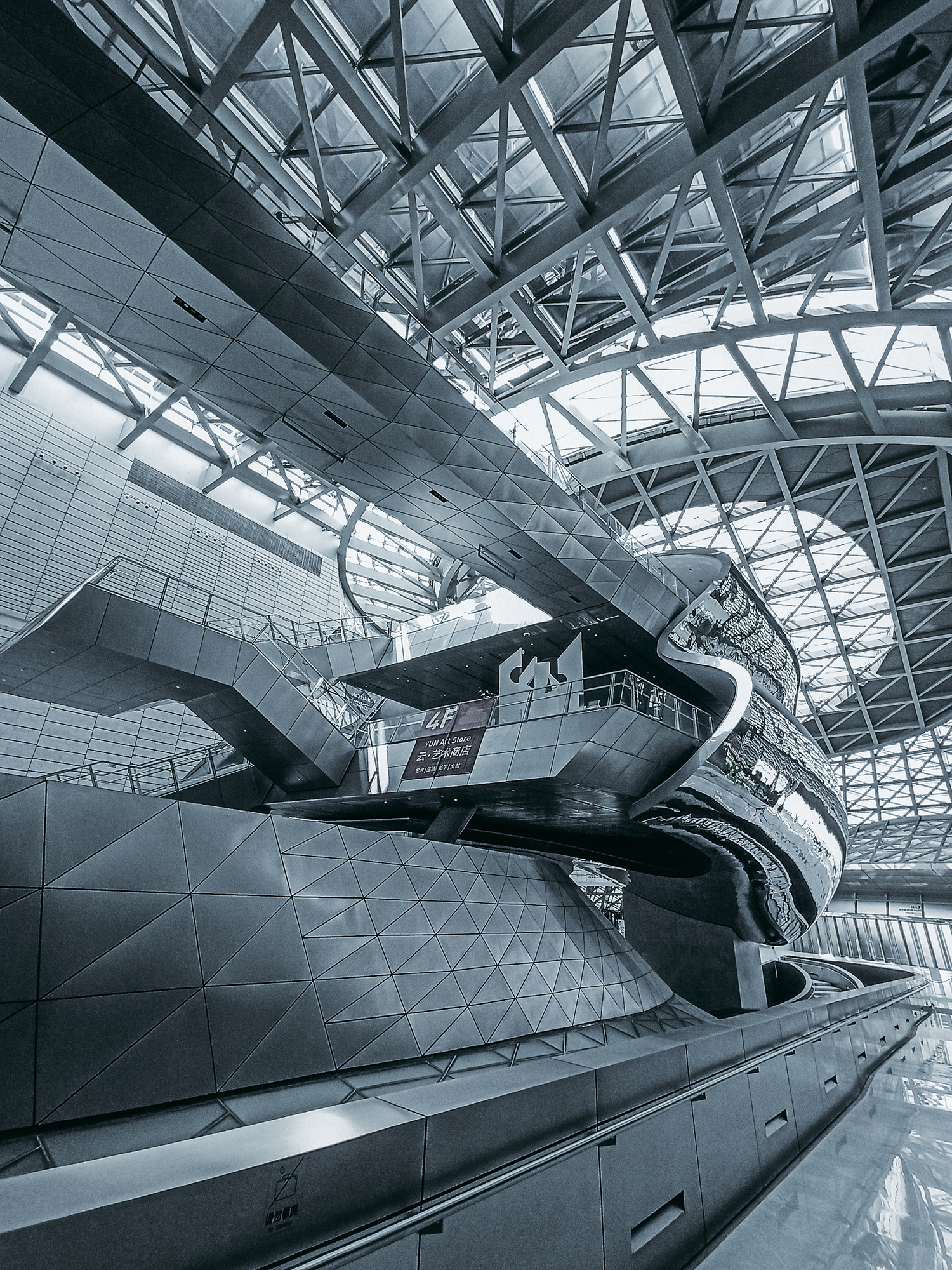 redmi k30 和 n8p 拍摄深圳市当代艺术与城市规划馆