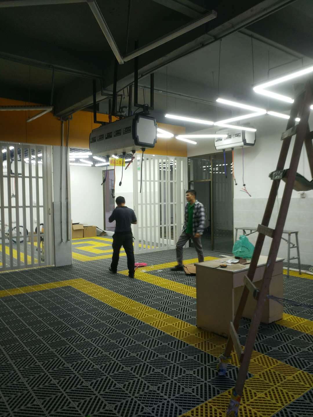 宝安汽车美容店设计 宝安汽车美容店装修 汽修店设计