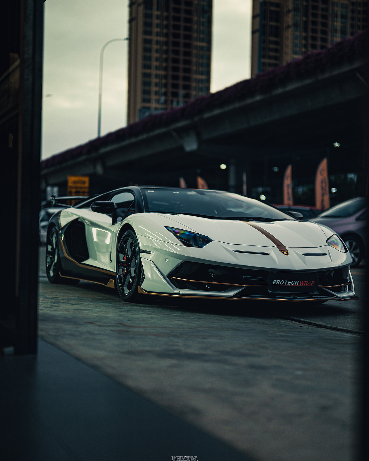 汽车摄影 意大利蛮牛