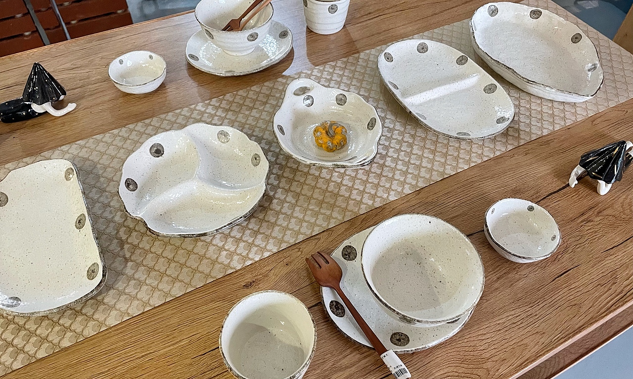 和器丨一家超级可~的瓷器店