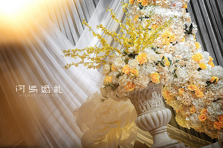 河马婚礼｜西式婚礼（灰色＋黄色）（图ZMTM4NjE0OTg0） - 人文/纪实摄影 - 站酷设计师河马婚礼原创素材 - 站酷ZCOOL