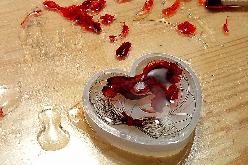 心在跳，发丝轻轻绕—滴胶手作DIY（原创）（图ZODEwOTk1ODg=） - 其他手工艺 - 站酷设计师果子design原创素材 - 站酷ZCOOL