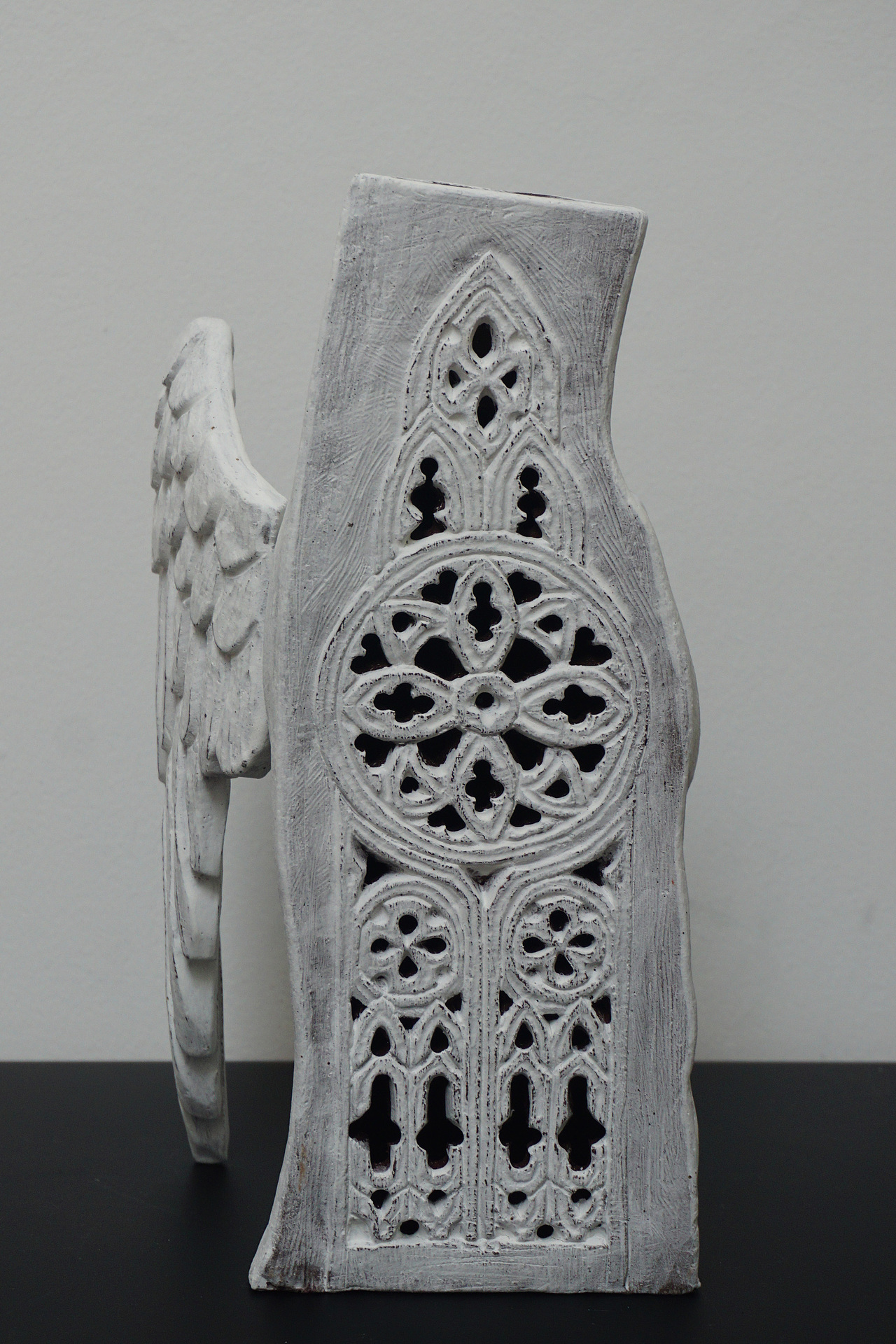 陶瓷雕塑-窄门（图ZMTcwMjQ5Mzky） - 雕塑 - 站酷设计师培培打钟原创素材 - 站酷ZCOOL