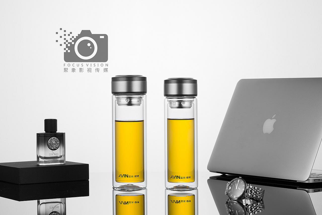 玻璃杯拍摄（图ZMTk4NTYzNDI4） - 产品摄影 - 站酷设计师聚象影视传媒原创素材 - 站酷ZCOOL