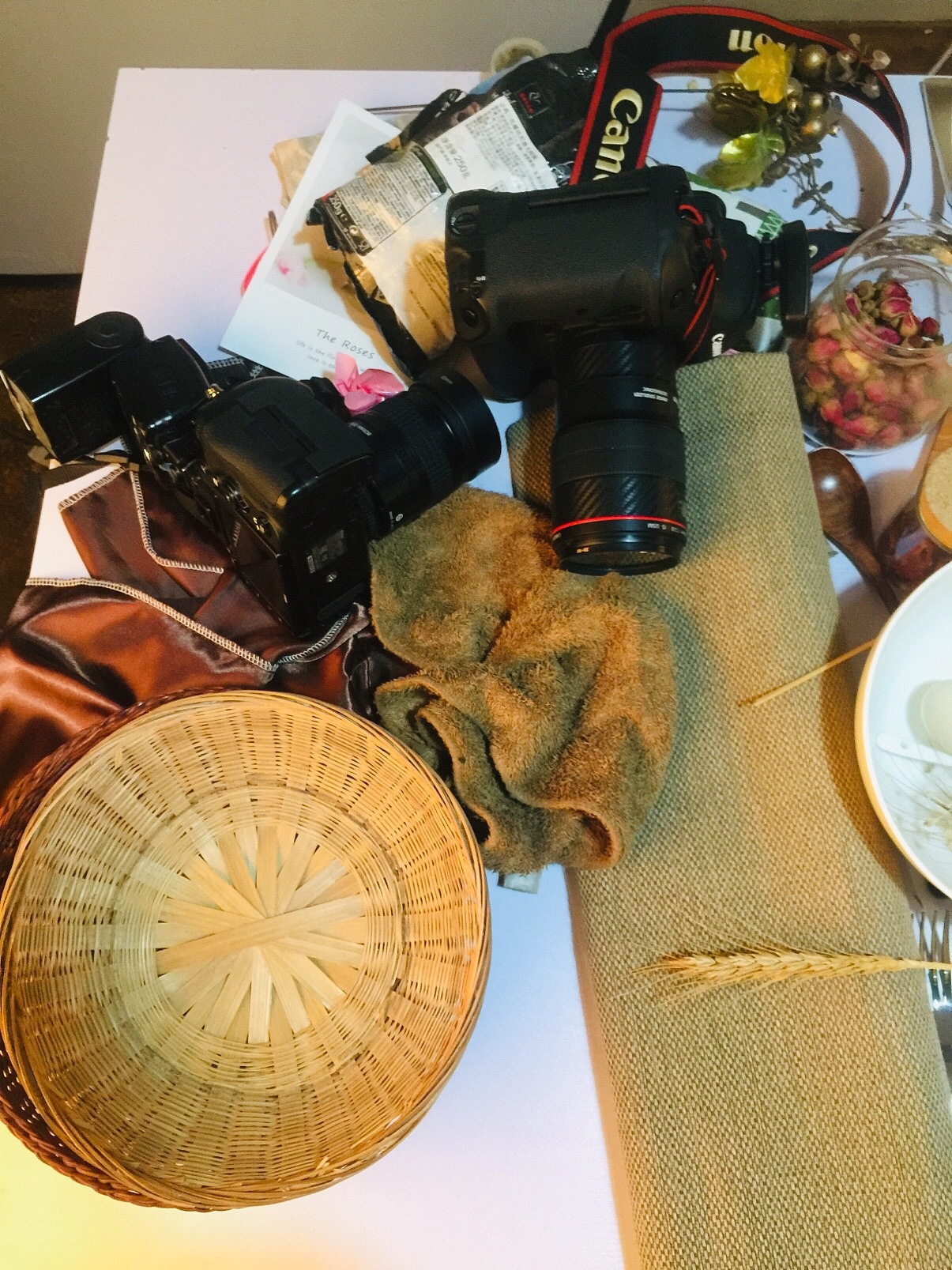 骨質(zhì)瓷拍攝（圖ZMTQ0NjE3MTM2） - 產(chǎn)品攝影 - 站酷設(shè)計(jì)師村長(zhǎng)Wong原創(chuàng)素材 - 站酷ZCOOL