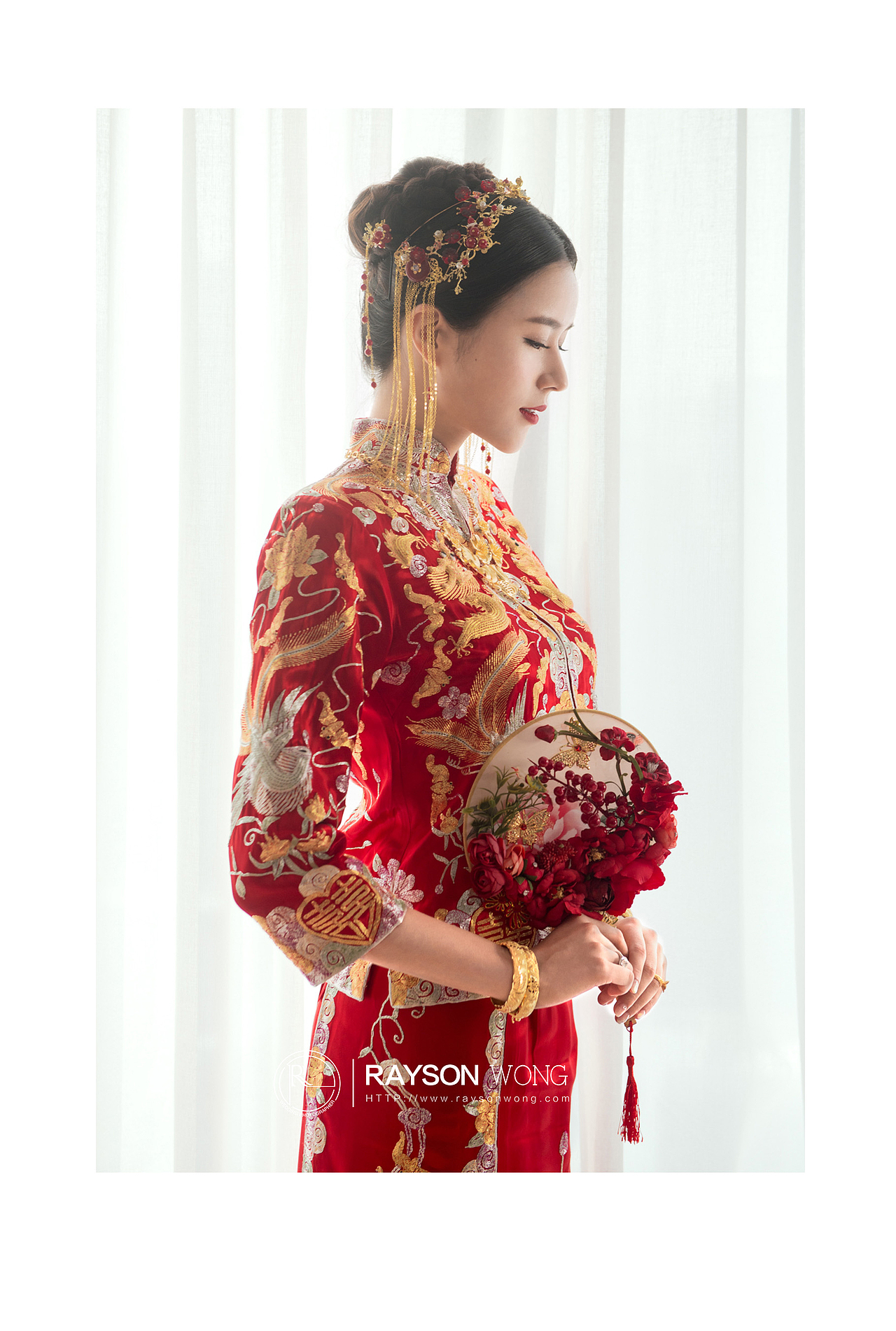 初见乍欢
<br>久处仍怦然<br><br><br><br>可与你粗茶淡饭<br><br>相守一生<br><br>平凡中也仍有惊艳