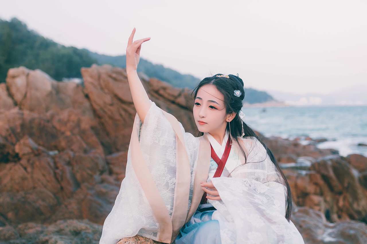 舞（图ZNzYwMjIyNzI=） - 人像摄影 - 站酷设计师349719348原创素材 - 站酷ZCOOL