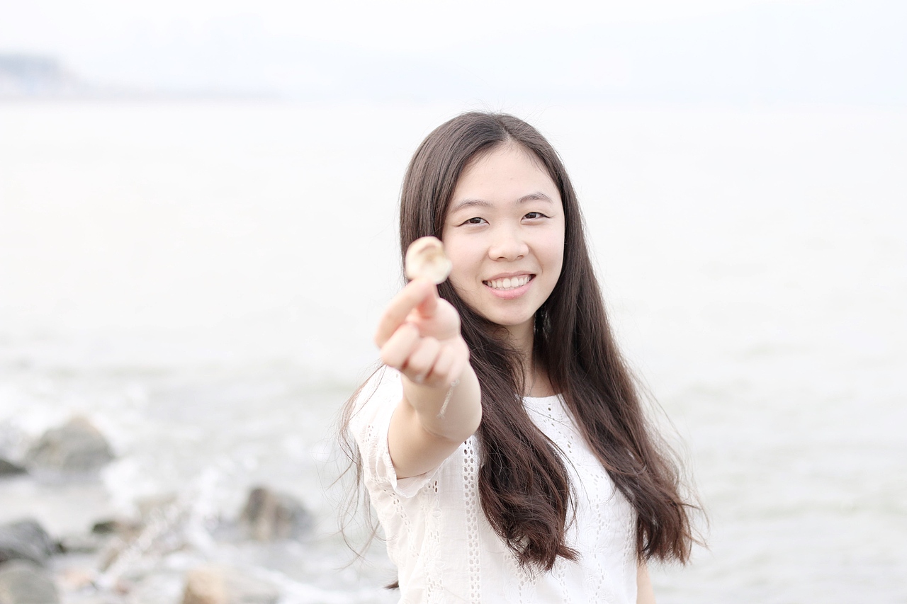 拾起洋溢在脸上笑容,生活会更美好.