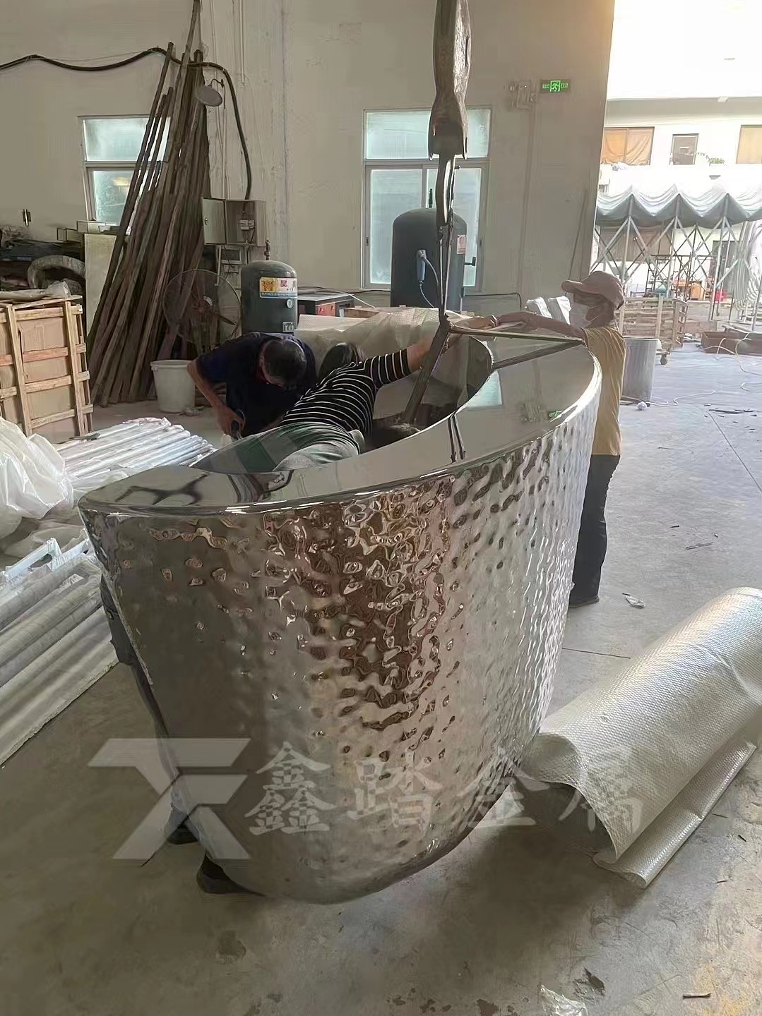 成品镜面不锈钢水吧台图片 定制酒店异形不锈钢接待台