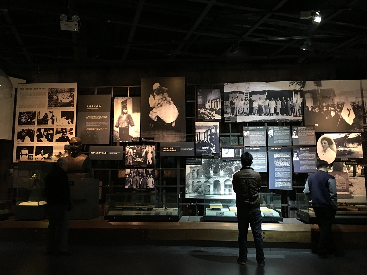 历史的铁证—南京大屠杀（图ZMTIxNDEyNzEy） - 展陈设计 - 站酷设计师没事瞎看原创素材 - 站酷ZCOOL