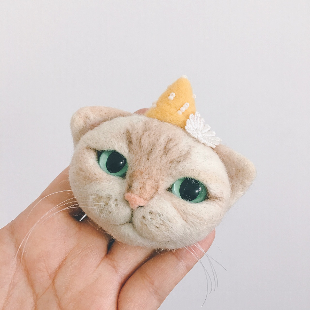 创作：羊毛毡胸针（图ZNjgzODAwNjA=） - 其他手工艺 - 站酷设计师张滚滚滚圆原创素材 - 站酷ZCOOL