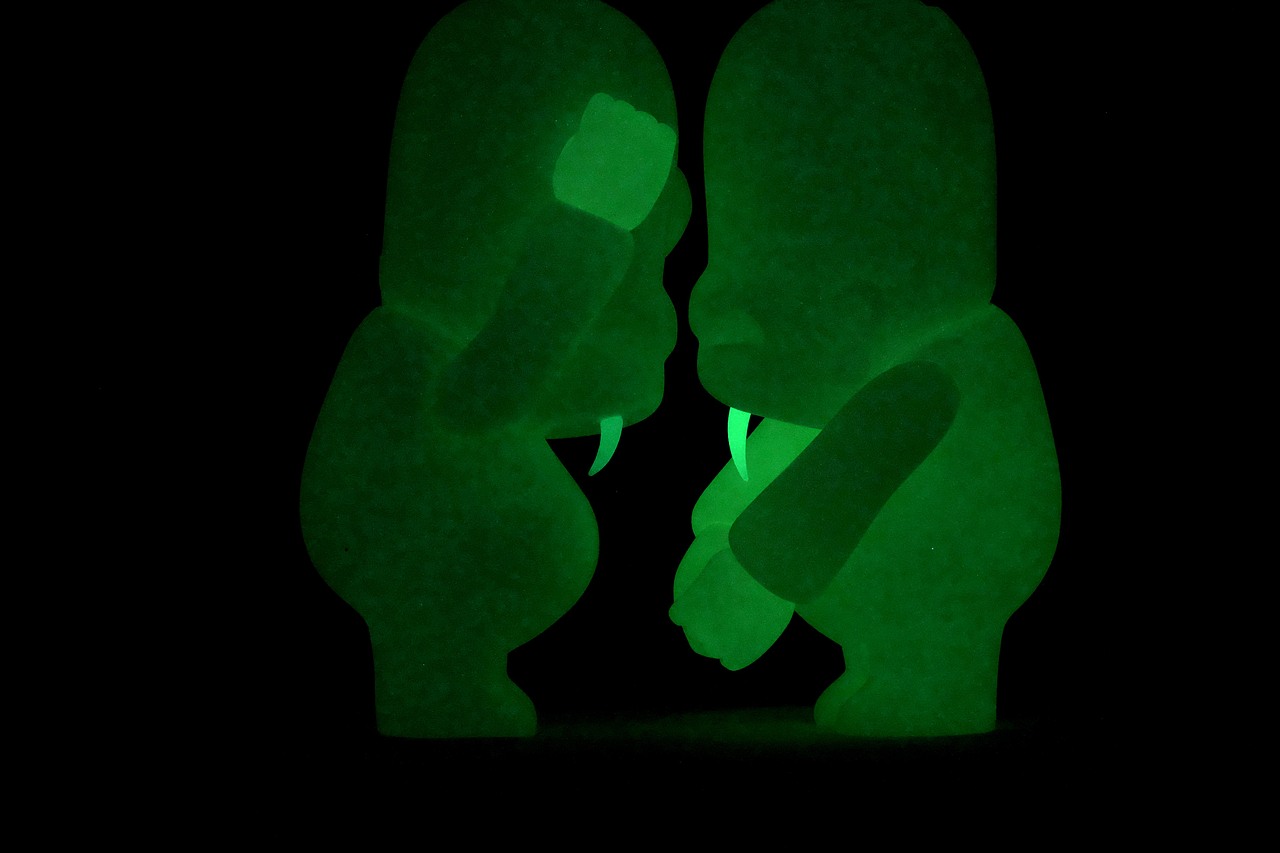 NOTHING 公仔-2015年第二款【夜光版】-夜为光而生（图ZMzMzOTAwMzY=） - 玩具 - 站酷设计师nothing_studio原创素材 - 站酷ZCOOL