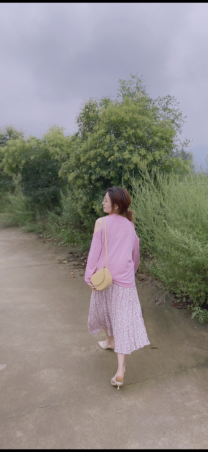 女孩的裙摆撑得起所有的温柔和盛夏