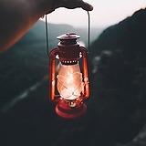 黑色杯子的头像