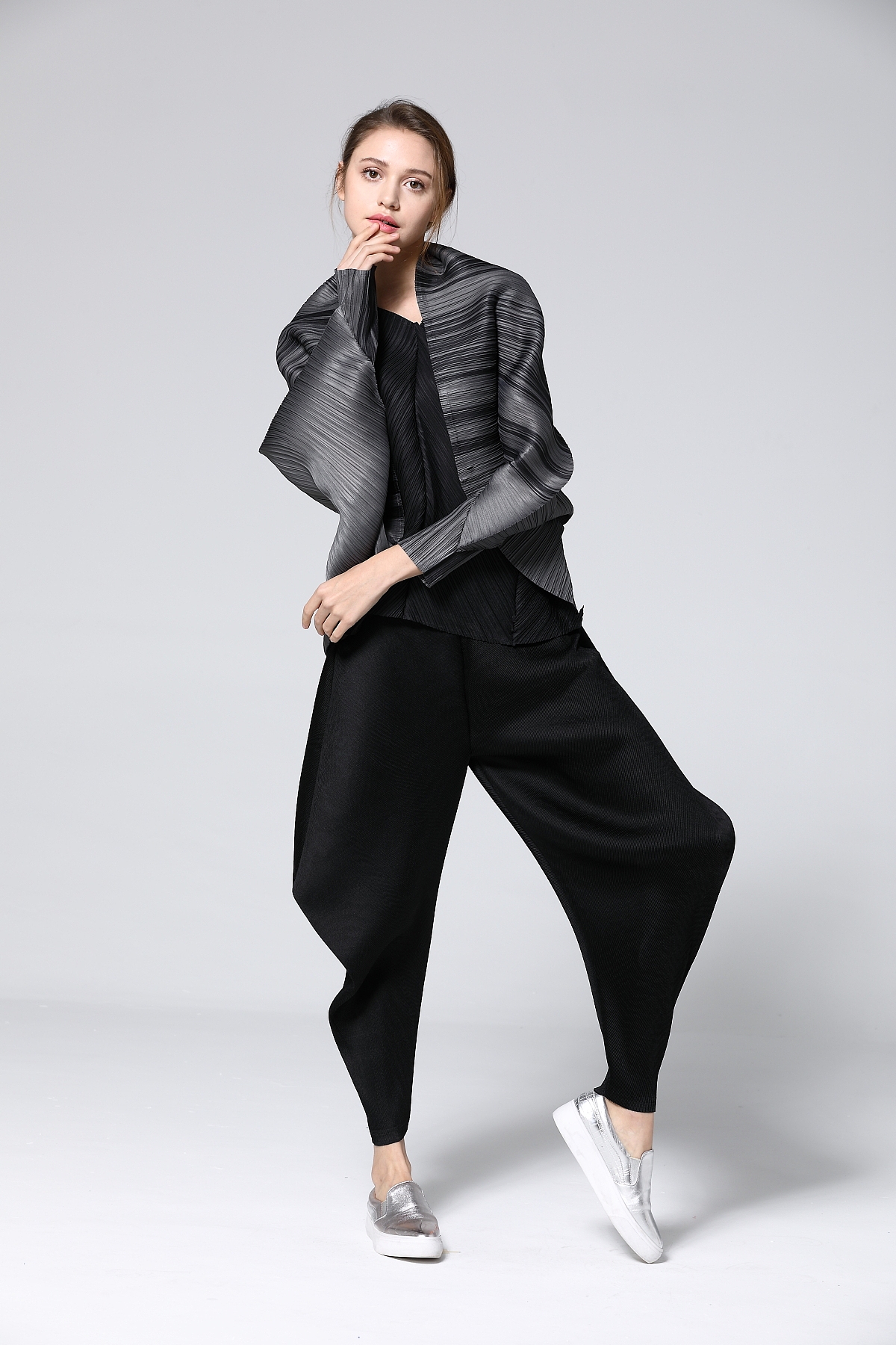 三宅一生服装拍摄原片