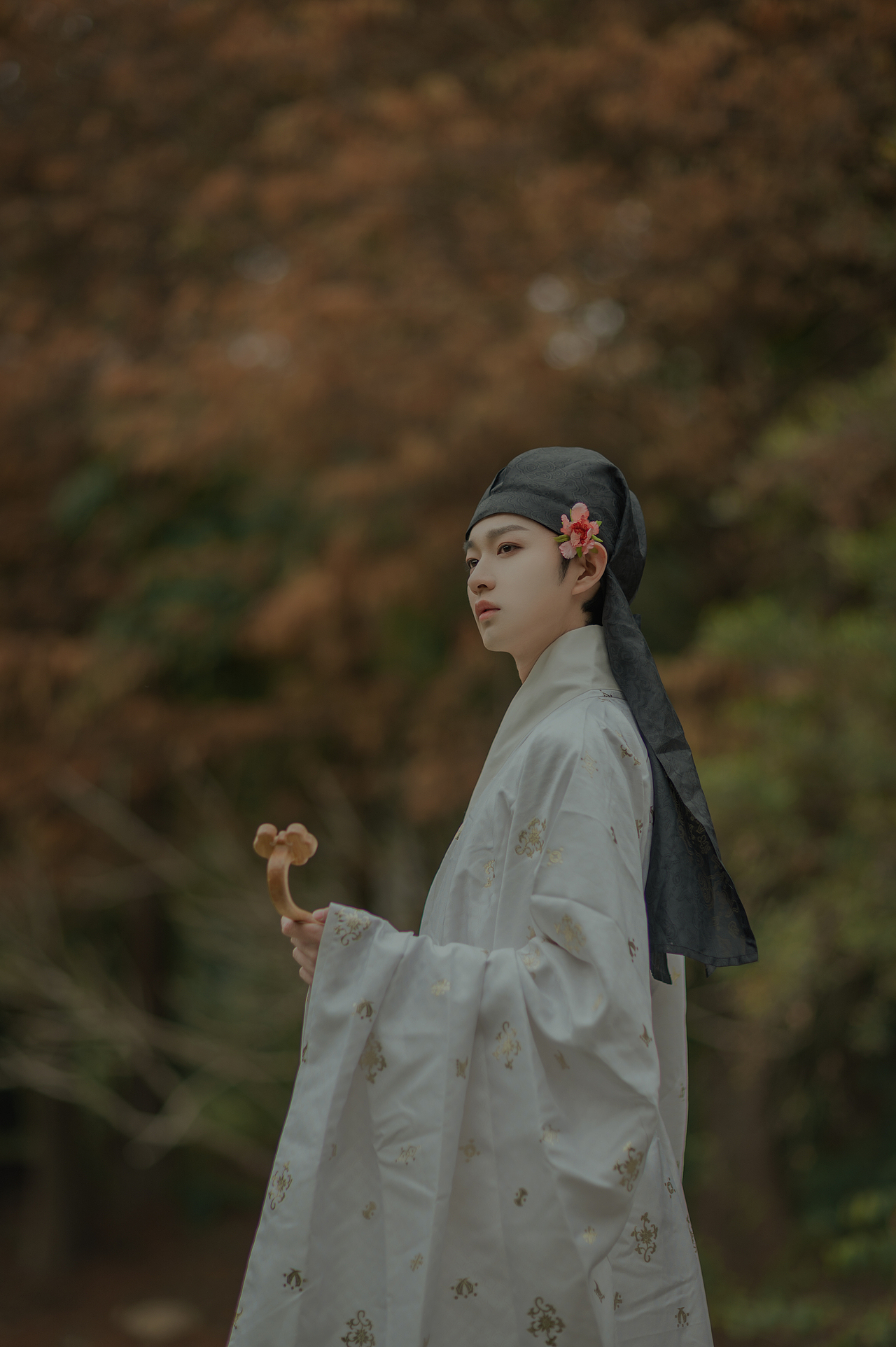 朔風(fēng)知我意，吹夢(mèng)到江城（圖ZMjQ0ODAwNzk2） - 人像攝影 - 站酷設(shè)計(jì)師鹿亦原創(chuàng)素材 - 站酷ZCOOL