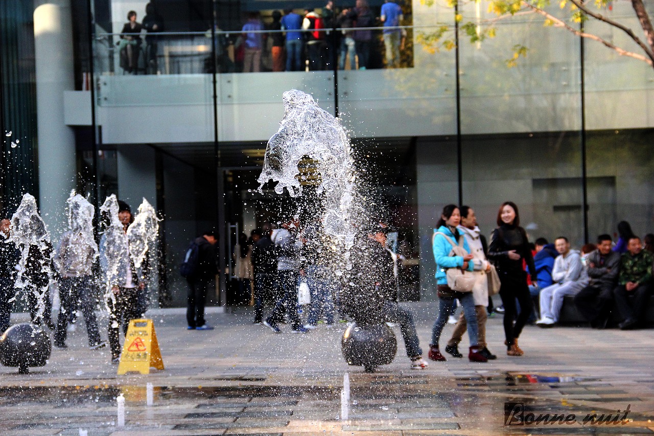 这张是我最喜欢的··有木有很像海豚····最爱海豚嘞····