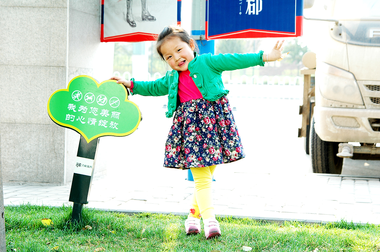 宝贝（图ZMTU4MDk4OTI=） - 人像摄影 - 站酷设计师yingziaijia498原创素材 - 站酷ZCOOL