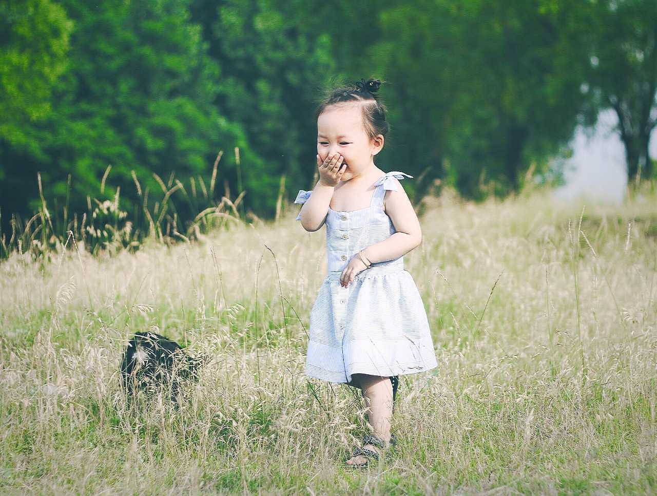 小胖妞（图ZODg5NDQ1OTY=） - 绘本 - 站酷设计师M大饼妹原创素材 - 站酷ZCOOL