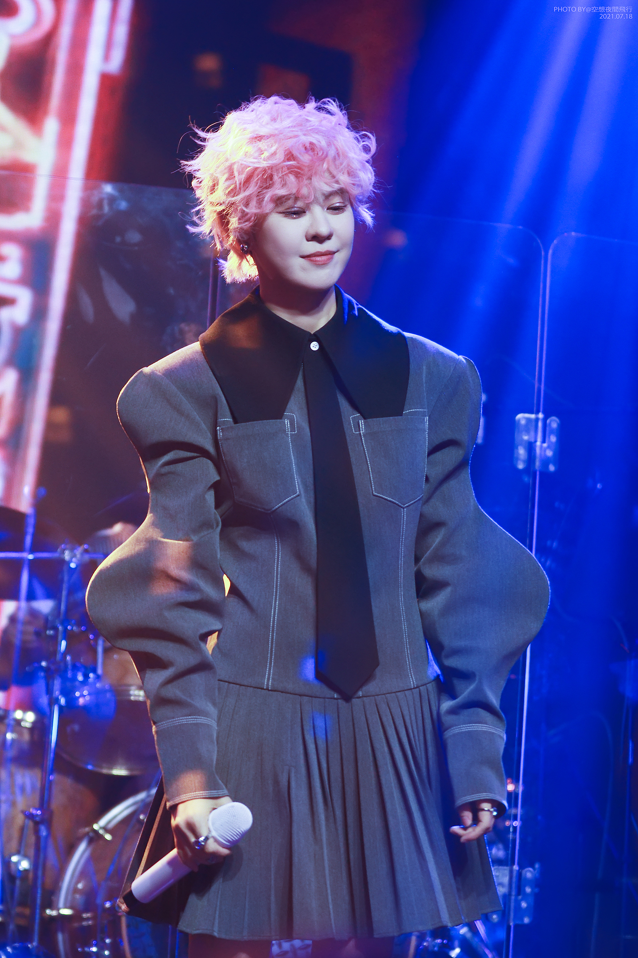 Livehouse摄影｜郁可唯-Dear Live宁波星巢剧场