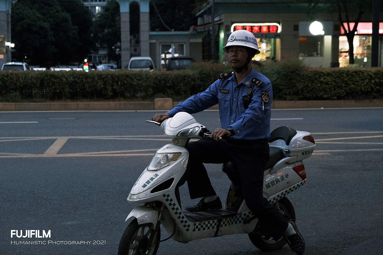 街（图ZMjU4NDI0MDYw） - 人文/纪实摄影 - 站酷设计师彩色的黑是吗原创素材 - 站酷ZCOOL