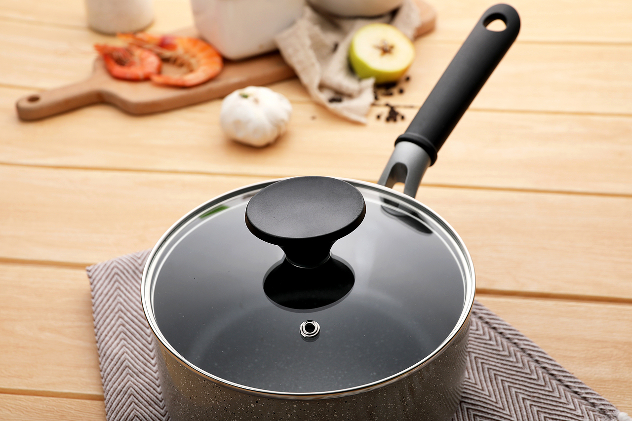 锅具拍摄煎锅汤锅（图ZMTQ5NTc2NzEy） - 产品摄影 - 站酷设计师锦甜兴起六原创素材 - 站酷ZCOOL