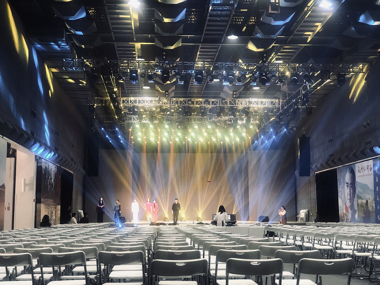 厦门金鸡百花奖 X 黑科季 钻石隧道 体验明星般的感觉（图ZMTg2MTE4MjU2） - 展陈设计 - 站酷设计师hkj17605920517原创素材 - 站酷ZCOOL