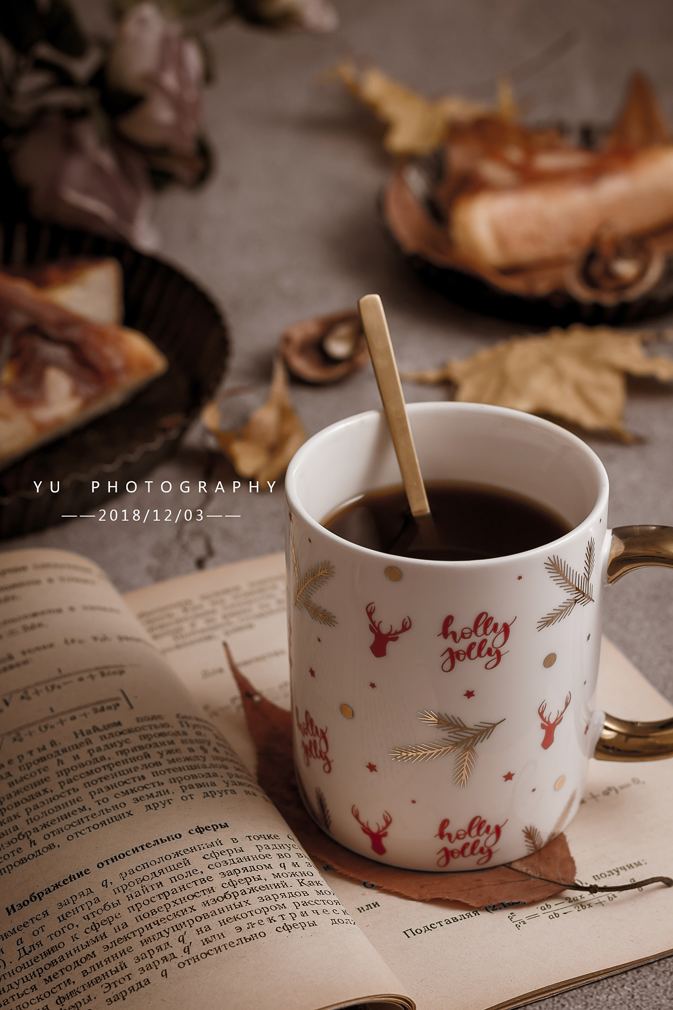 咖啡圣诞杯子|摄影|静物|羊咩咩摄影工作室 - 原创作品 - 站酷 (zcool