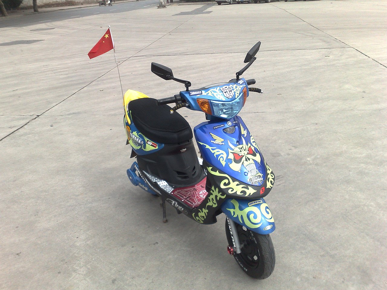 10成新海蓝色YAMAHA眼镜蛇GT600电动摩托车（图ZMzg5Njg4OA==） - 商业插画 - 站酷设计师mask_maniac原创素材 - 站酷ZCOOL