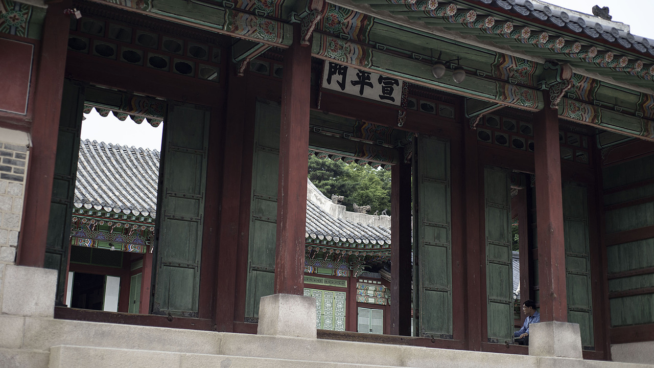 Korea trip_Seoul(Changgyeonggung Palace)(人物編)（图ZMjQxMjIwNTE2） - 风光摄影 - 站酷设计师omamahk原创素材 - 站酷ZCOOL