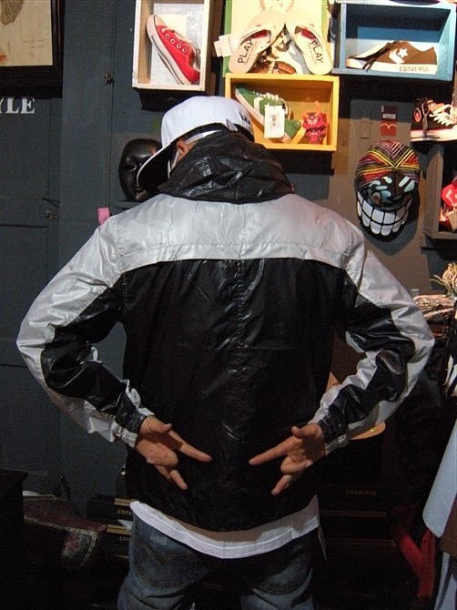 PARLOR小店&nbsp;及自己印的T