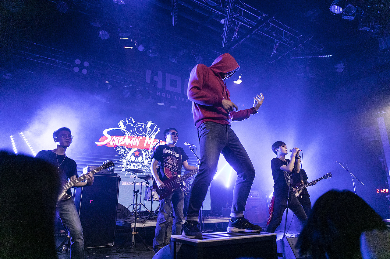 houlive乐队现场拍摄