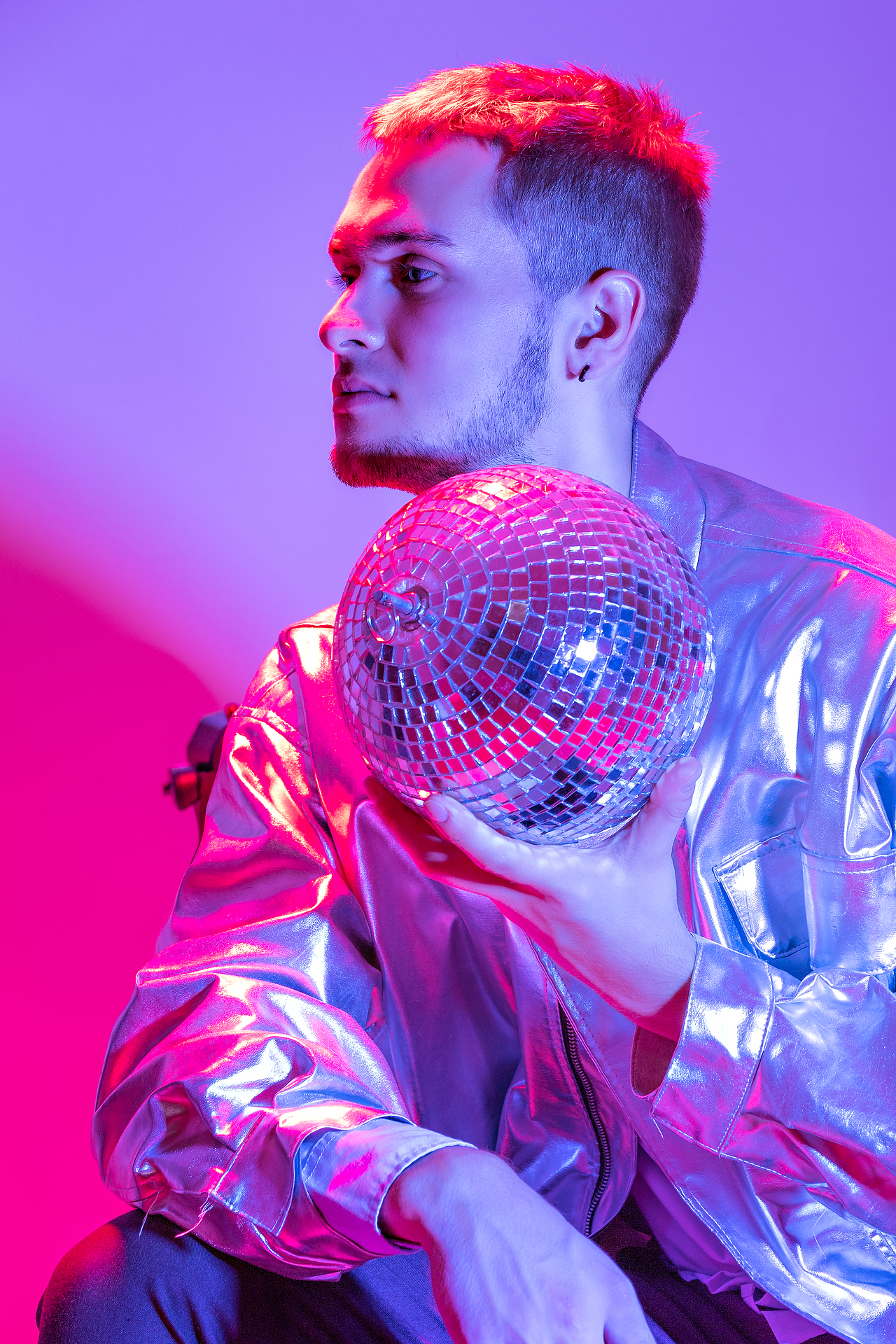 超级帅的小伙子