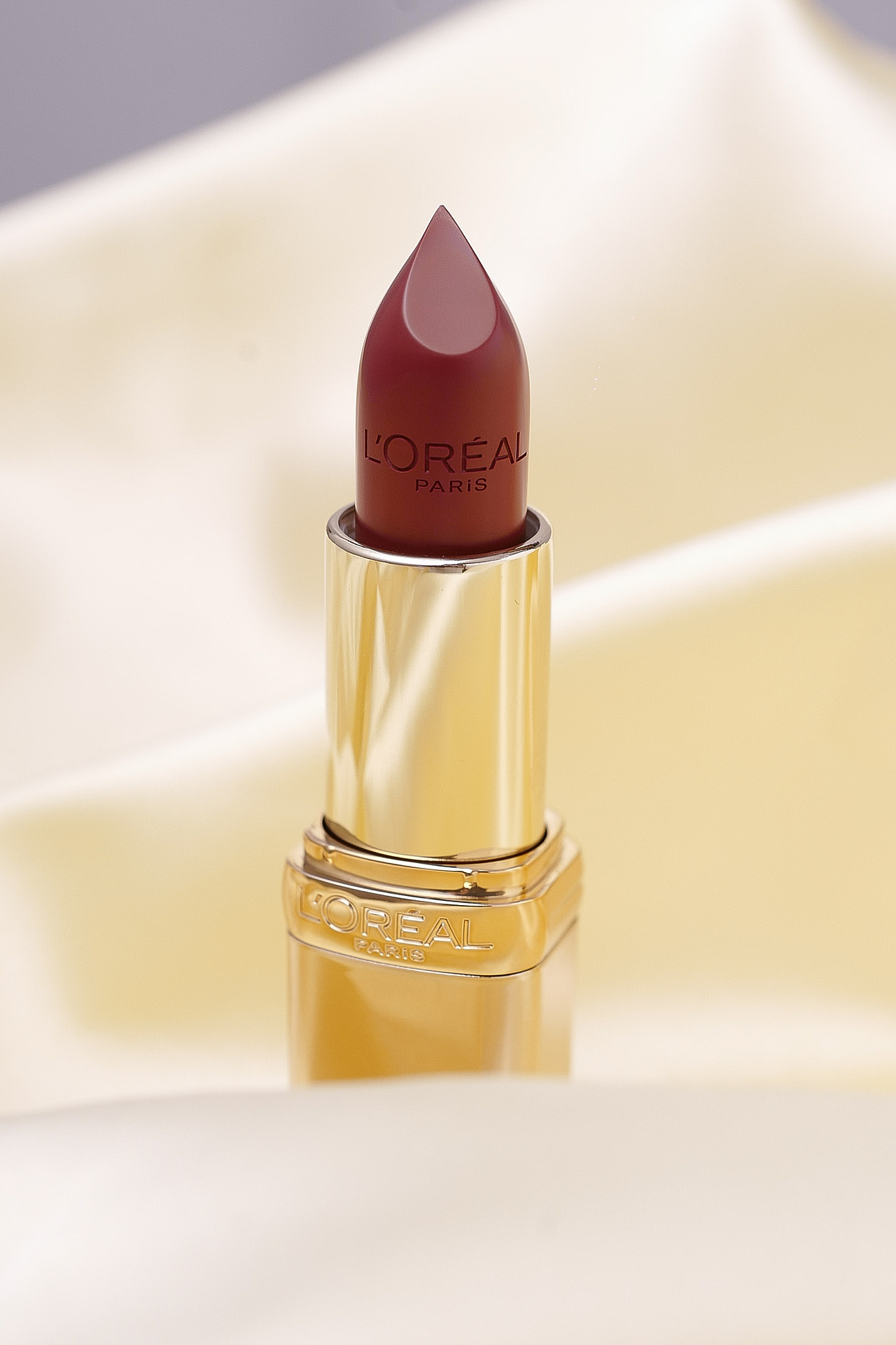 欧莱雅小妖金口红 拍摄