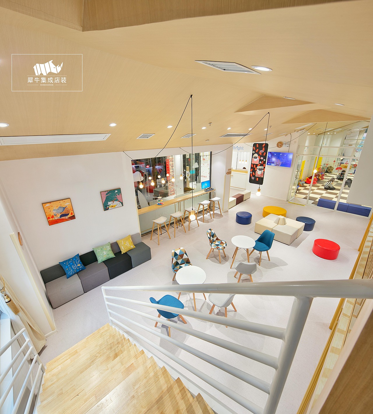 长沙亲子游泳店铺装修效果图分享