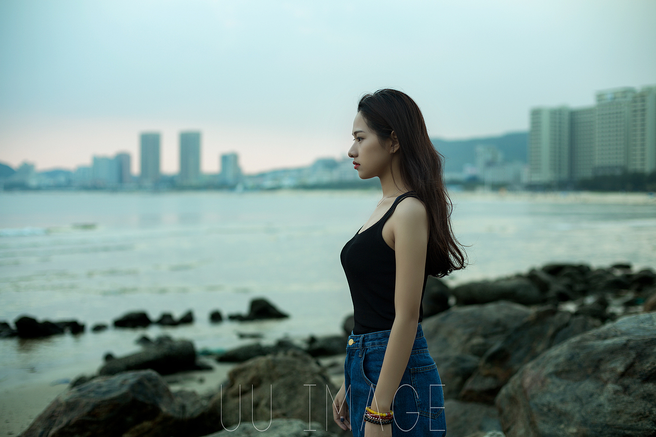 第一次看海（图ZNjAyODg3NzY=） - 人像摄影 - 站酷设计师UU摄影后期原创素材 - 站酷ZCOOL