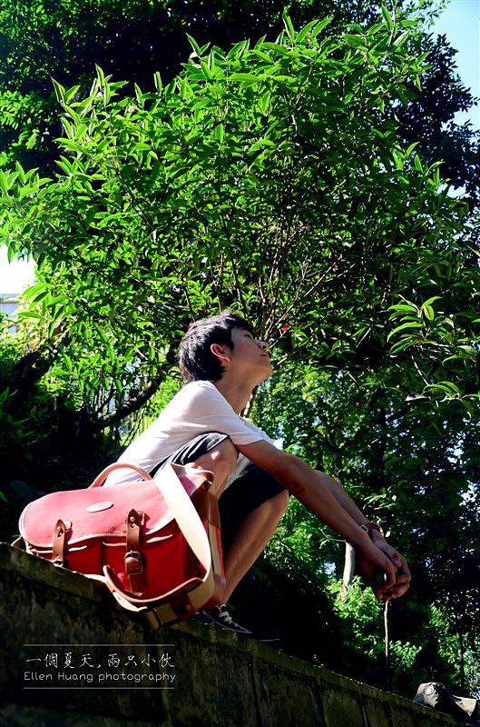 一个夏天,两只小伙——青春不散场2