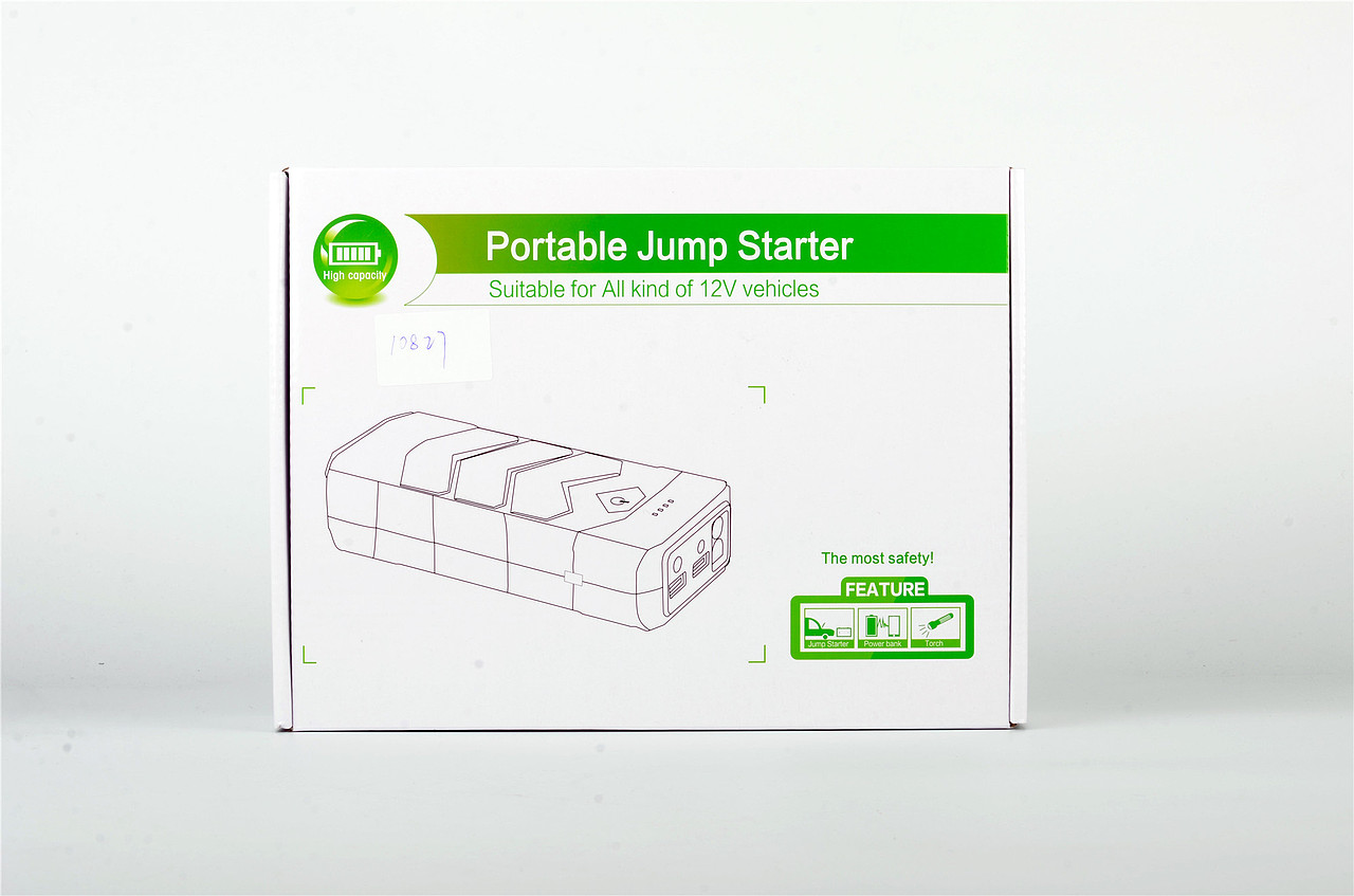 汽车应急启动电源套装摄影图