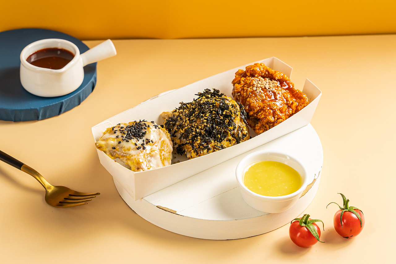 纯色背景系的油炸小吃|摄影|美食摄影|亲爱的小九九 - 原创作品