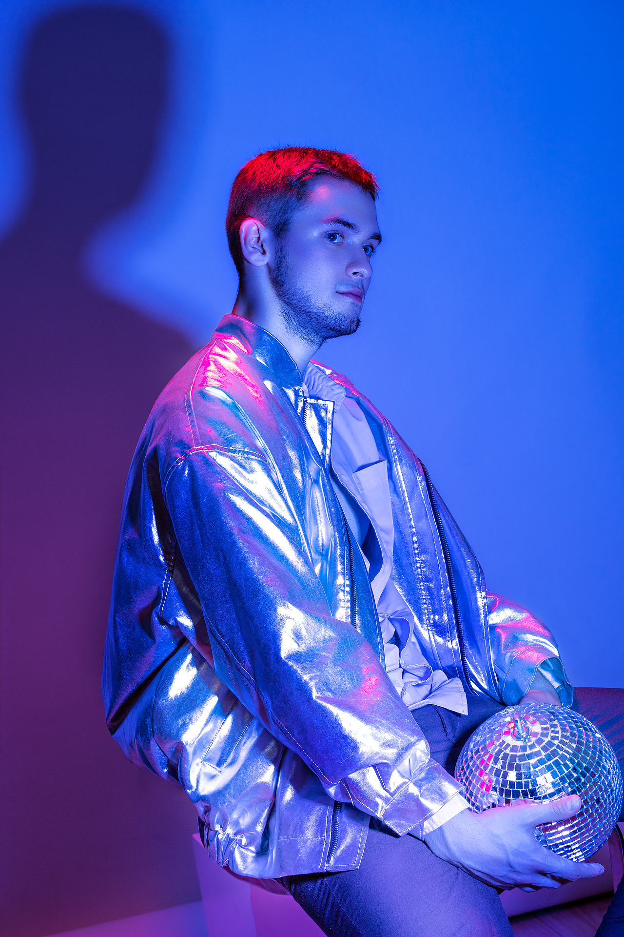 超级帅的小伙子