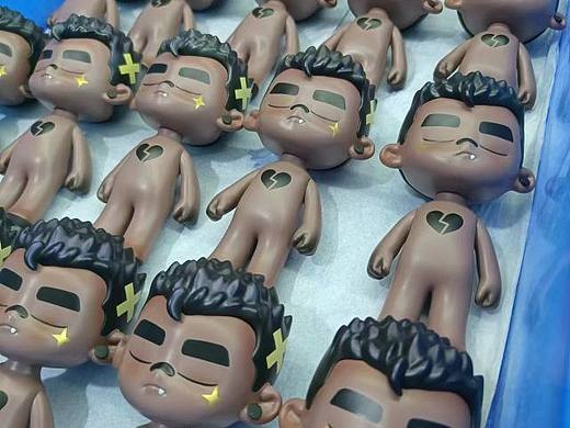 潮玩手辦（個(gè)人主頁(yè)-ZNjYzMjAwMzY=） - 手辦/模玩 - 站酷設(shè)計(jì)師潮玩手辦盲盒工廠原創(chuàng)素材 - 站酷ZCOOL