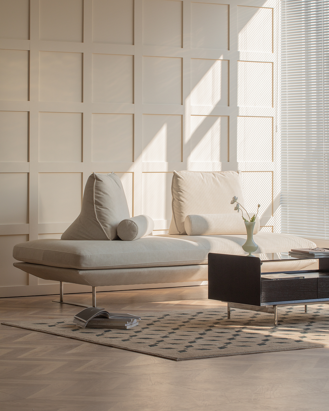 静物摄影｜#生野安室# 沙发·麦芬与Prado 🛋️（图ZMjg3ODM3MTk2） - 产品摄影 - 站酷设计师绘食集原创素材 - 站酷ZCOOL