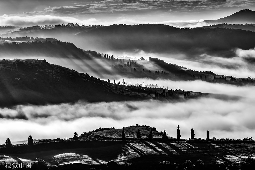 Bambi_o的個(gè)人主頁(yè)（封面預(yù)覽） - 主頁(yè)封面設(shè)置 - 站酷設(shè)計(jì)師Bambi_o原創(chuàng)素材 - 站酷ZCOOL