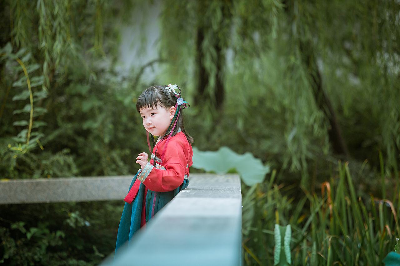 浓墨（图ZMTQyNjI0MDYw） - 人像摄影 - 站酷设计师摄影师鬼微原创素材 - 站酷ZCOOL