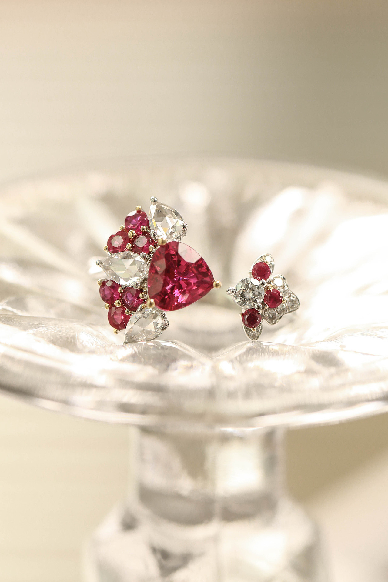 珠宝摄影——戒指（图ZMjQ0MzU1NTQ0） - 产品摄影 - 站酷设计师ZYM645原创素材 - 站酷ZCOOL